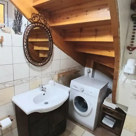 Apartment Hellenes House *