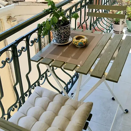 Апартаменты Hellenes House