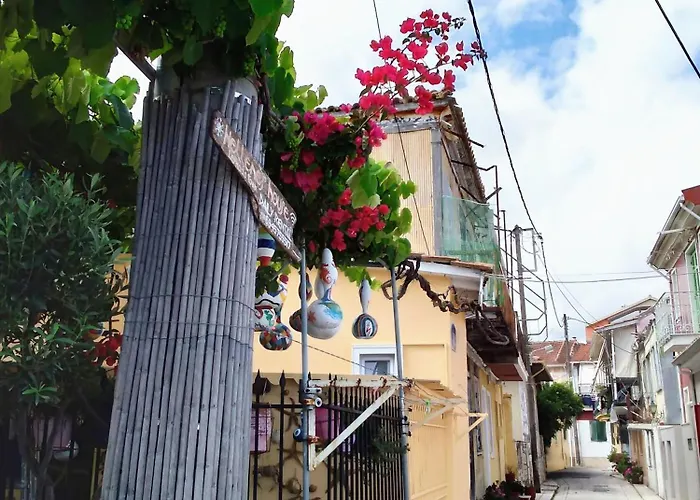 Hellenes House *